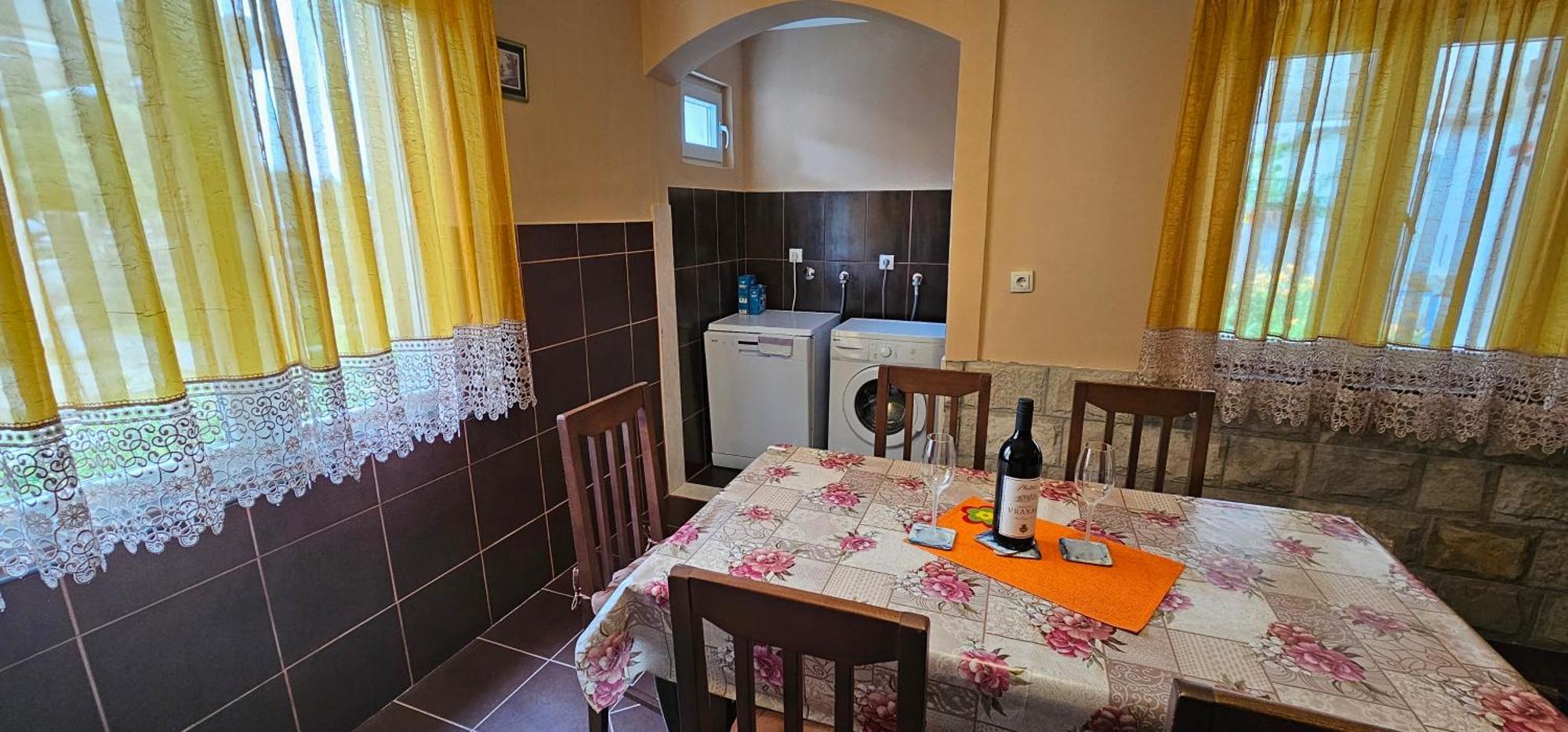 Apartments Simonovic Tivat Buitenkant foto