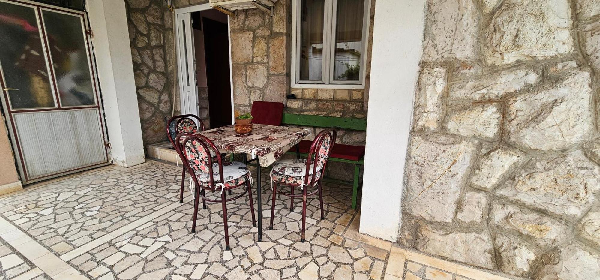 Apartments Simonovic Tivat Buitenkant foto